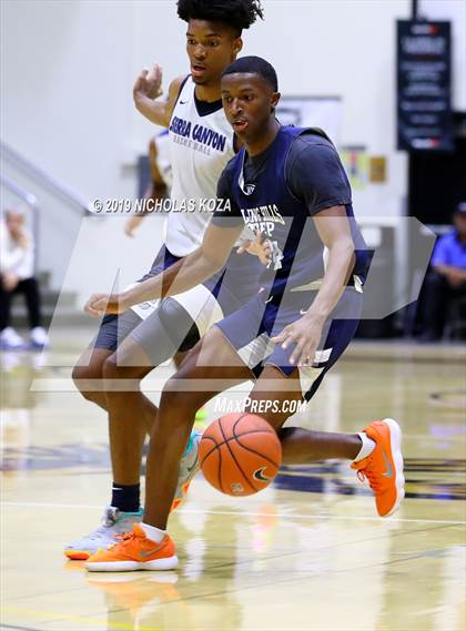 Thumbnail 3 in Sierra Canyon vs. Rolling Hills Prep (RHP Fall Classic) photogallery.