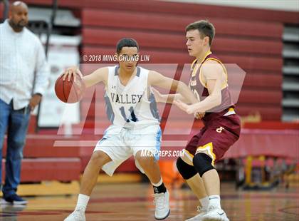 Thumbnail 2 in Santa Ana Valley vs. Estancia (Estancia Coast Classic) photogallery.