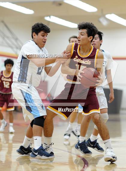 Thumbnail 1 in Santa Ana Valley vs. Estancia (Estancia Coast Classic) photogallery.