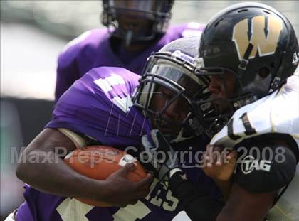 Thumbnail 2 in Middletown vs. Warren Central (Kirk Herbstreit Varsity Football Series) photogallery.