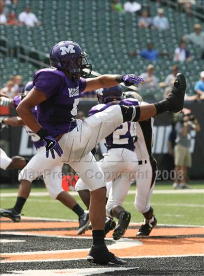 Thumbnail 2 in Middletown vs. Warren Central (Kirk Herbstreit Varsity Football Series) photogallery.