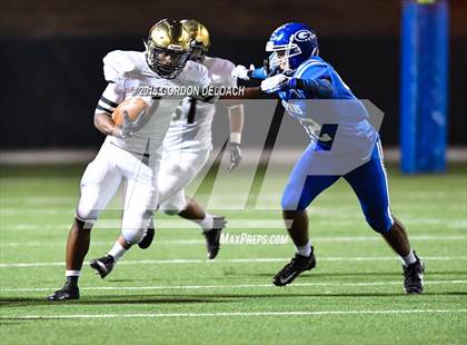 Thumbnail 3 in Irving @ Grand Prairie photogallery.