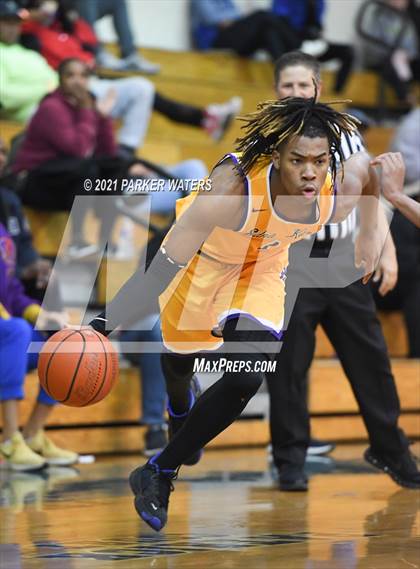 Thumbnail 1 in Brother Martin vs Edna Karr (Country Day Classic) photogallery.