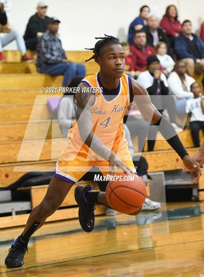 Thumbnail 3 in Brother Martin vs Edna Karr (Country Day Classic) photogallery.