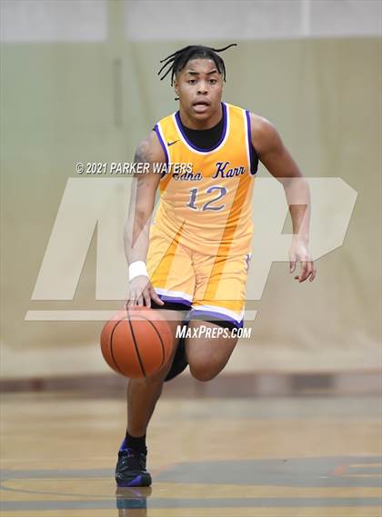 Thumbnail 1 in Brother Martin vs Edna Karr (Country Day Classic) photogallery.