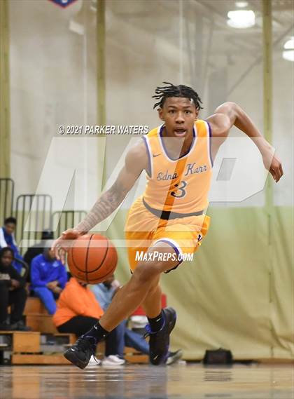 Thumbnail 1 in Brother Martin vs Edna Karr (Country Day Classic) photogallery.