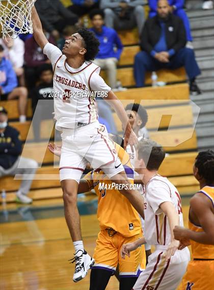Thumbnail 3 in Brother Martin vs Edna Karr (Country Day Classic) photogallery.