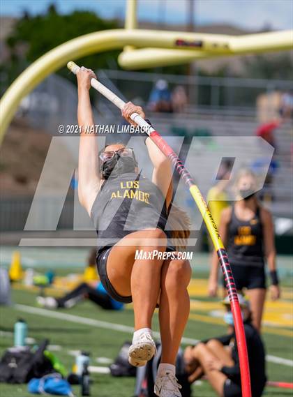 Thumbnail 1 in Larry Baca Memorial Track Meet photogallery.