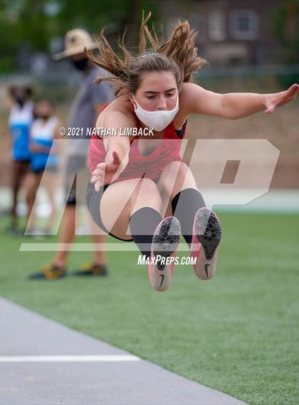 Thumbnail 2 in Larry Baca Memorial Track Meet photogallery.