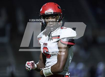 Thumbnail 3 in Needville vs. Furr (UIL Football 4A D1 Region III Bi-District) photogallery.