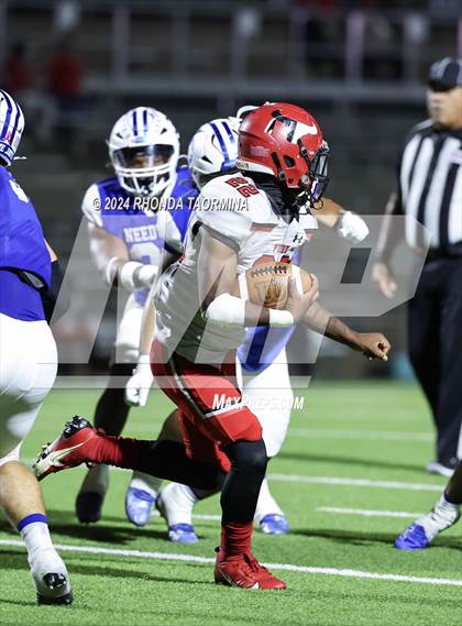 Thumbnail 2 in Needville vs. Furr (UIL Football 4A D1 Region III Bi-District) photogallery.