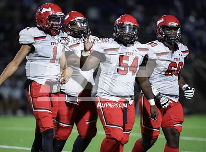 Thumbnail 3 in Needville vs. Furr (UIL Football 4A D1 Region III Bi-District) photogallery.