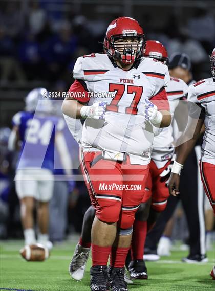 Thumbnail 2 in Needville vs. Furr (UIL Football 4A D1 Region III Bi-District) photogallery.