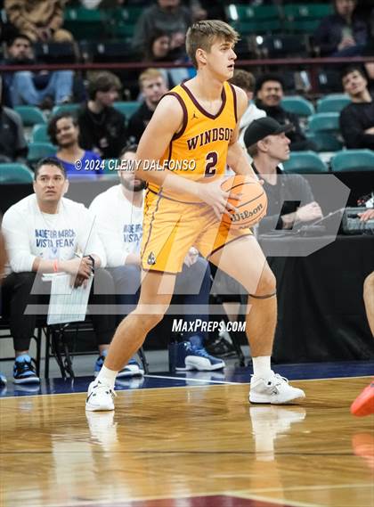 Thumbnail 2 in Windsor vs Vista PEAK Prep (CHSAA 5A Final 4) photogallery.