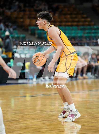 Thumbnail 2 in Windsor vs Vista PEAK Prep (CHSAA 5A Final 4) photogallery.