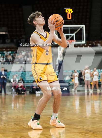 Thumbnail 3 in Windsor vs Vista PEAK Prep (CHSAA 5A Final 4) photogallery.