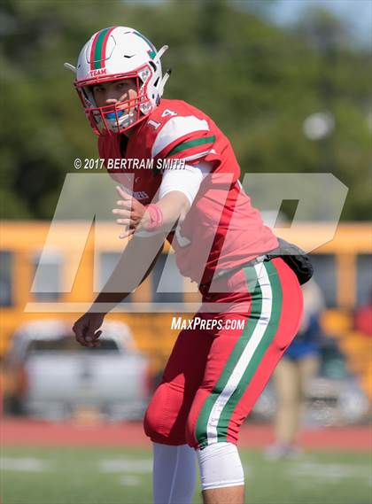Thumbnail 3 in Hutchinson-Central Tech vs. Jamestown photogallery.