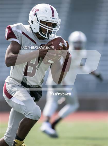 Thumbnail 3 in Hutchinson-Central Tech vs. Jamestown photogallery.