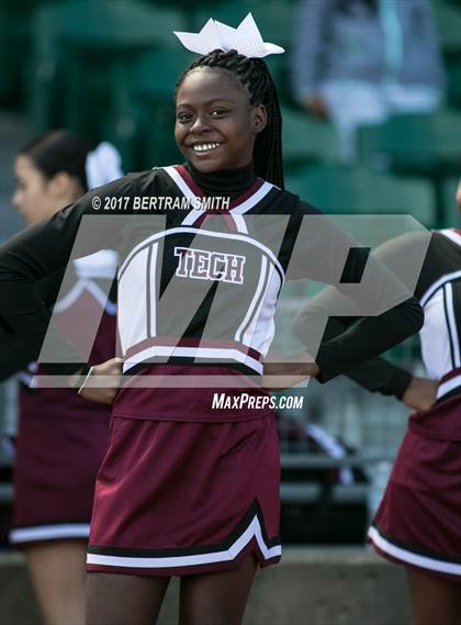 Thumbnail 3 in Hutchinson-Central Tech vs. Jamestown photogallery.