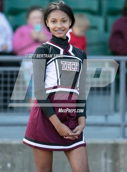 Thumbnail 1 in Hutchinson-Central Tech vs. Jamestown photogallery.