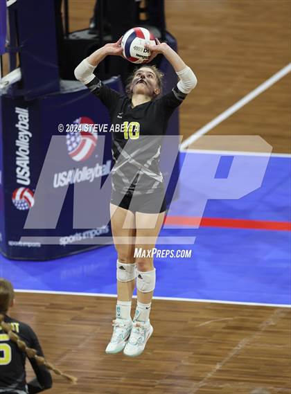 Thumbnail 2 in Hi-Plains vs. Sargent (CHSAA 2A 1st Round) photogallery.