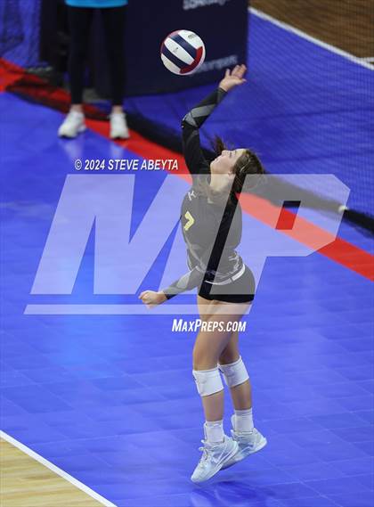 Thumbnail 3 in Hi-Plains vs. Sargent (CHSAA 2A 1st Round) photogallery.