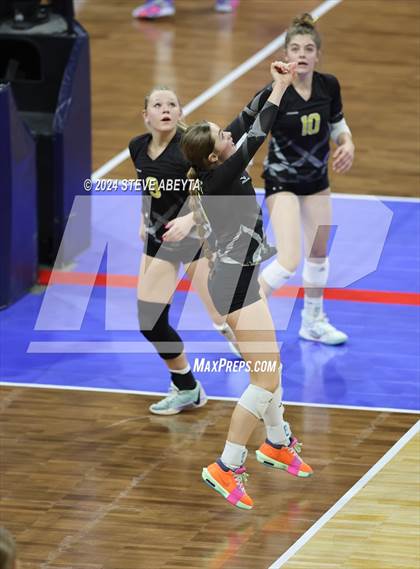 Thumbnail 3 in Hi-Plains vs. Sargent (CHSAA 2A 1st Round) photogallery.