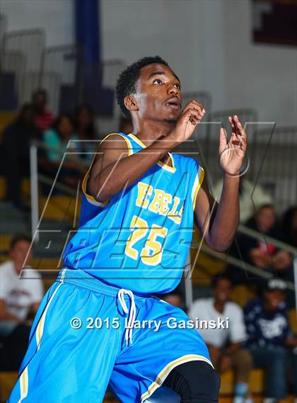 Thumbnail 2 in Quartz Hill @ Valencia (CIF SS Playoffs) photogallery.