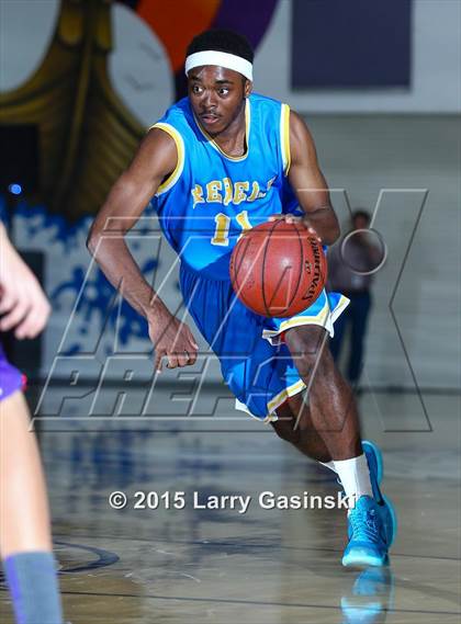 Thumbnail 1 in Quartz Hill @ Valencia (CIF SS Playoffs) photogallery.