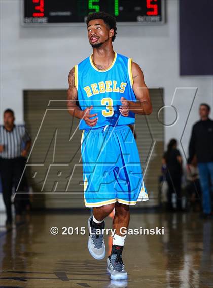 Thumbnail 1 in Quartz Hill @ Valencia (CIF SS Playoffs) photogallery.
