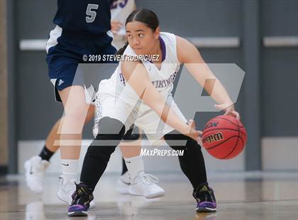 Thumbnail 2 in Amador vs. Johansen photogallery.