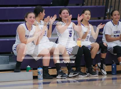 Thumbnail 3 in Amador vs. Johansen photogallery.