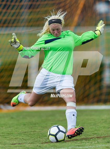 Thumbnail 2 in Dobyns-Bennett @ Daniel Boone photogallery.