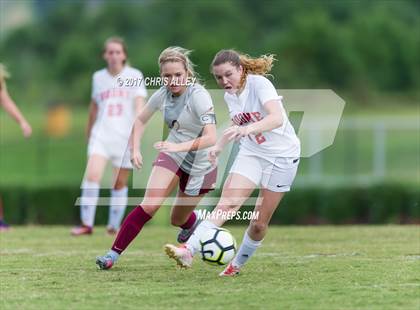 Thumbnail 3 in Dobyns-Bennett @ Daniel Boone photogallery.