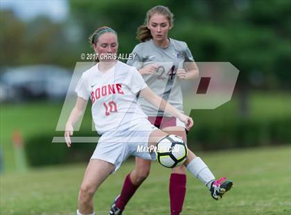 Thumbnail 3 in Dobyns-Bennett @ Daniel Boone photogallery.