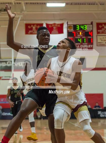 Thumbnail 1 in St. Anthony vs. St. Joseph Regional (Hoop Group NJ Tip Off Classic) photogallery.