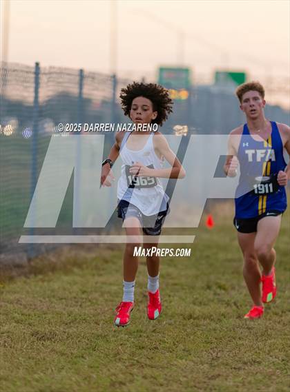 Thumbnail 1 in FHSAA 1A District 4 Finals photogallery.