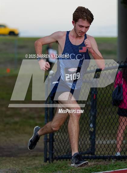 Thumbnail 1 in FHSAA 1A District 4 Finals photogallery.