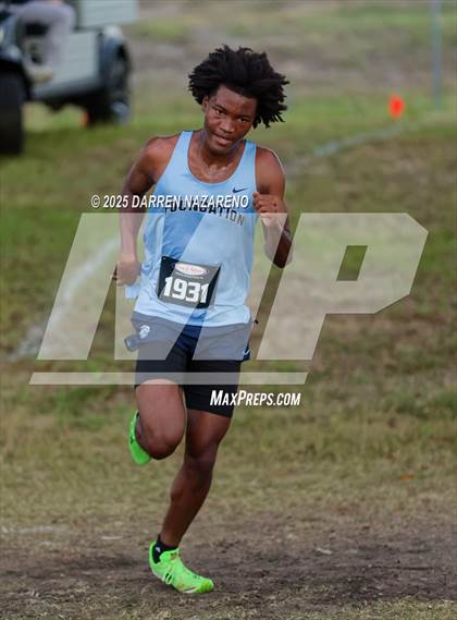 Thumbnail 3 in FHSAA 1A District 4 Finals photogallery.