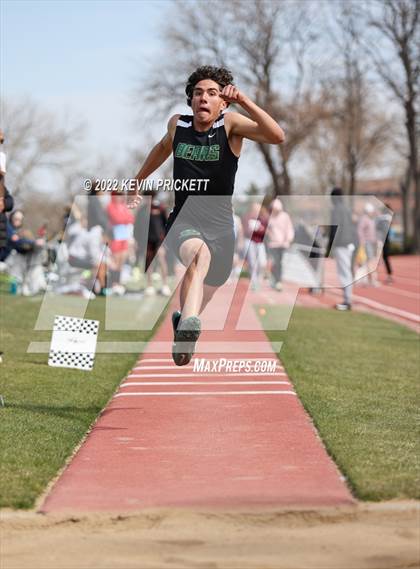 Thumbnail 2 in Pomona Invitational Boys Triple Jump photogallery.