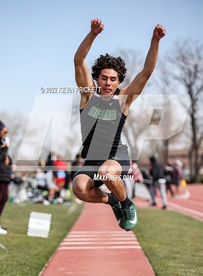 Thumbnail 1 in Pomona Invitational Boys Triple Jump photogallery.