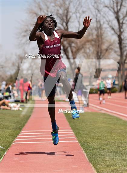 Thumbnail 1 in Pomona Invitational Boys Triple Jump photogallery.
