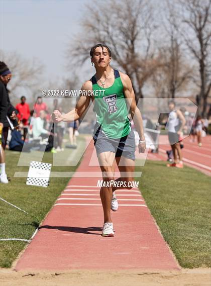 Thumbnail 1 in Pomona Invitational Boys Triple Jump photogallery.