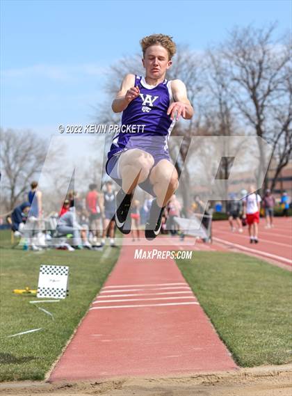 Thumbnail 1 in Pomona Invitational Boys Triple Jump photogallery.