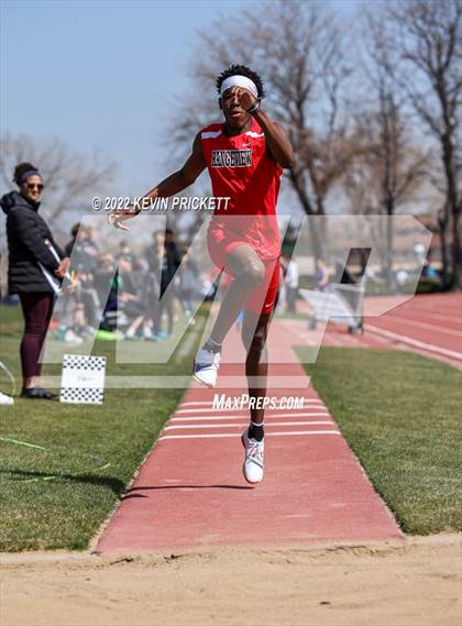 Thumbnail 2 in Pomona Invitational Boys Triple Jump photogallery.