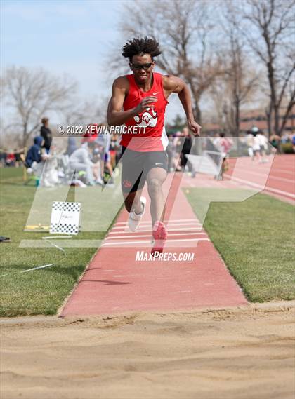 Thumbnail 2 in Pomona Invitational Boys Triple Jump photogallery.