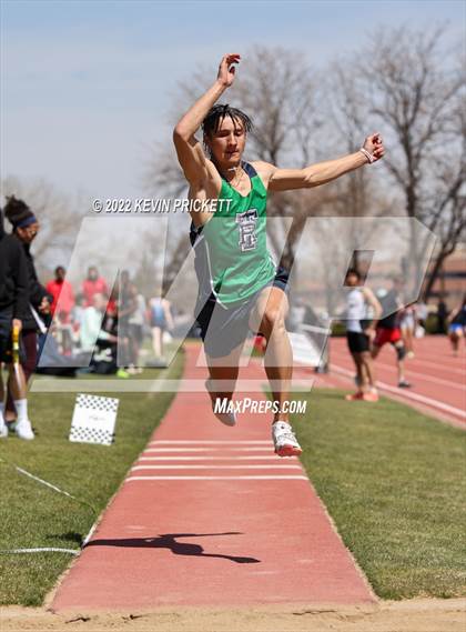 Thumbnail 2 in Pomona Invitational Boys Triple Jump photogallery.
