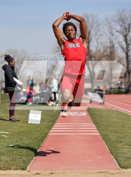 Thumbnail 2 in Pomona Invitational Boys Triple Jump photogallery.