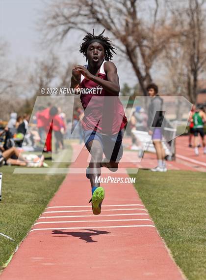 Thumbnail 2 in Pomona Invitational Boys Triple Jump photogallery.