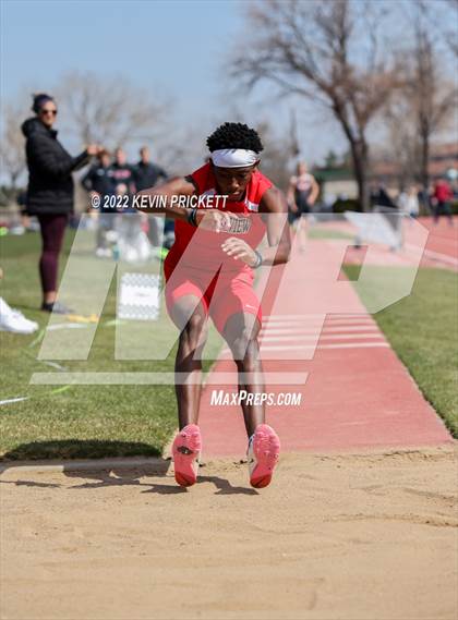 Thumbnail 3 in Pomona Invitational Boys Triple Jump photogallery.